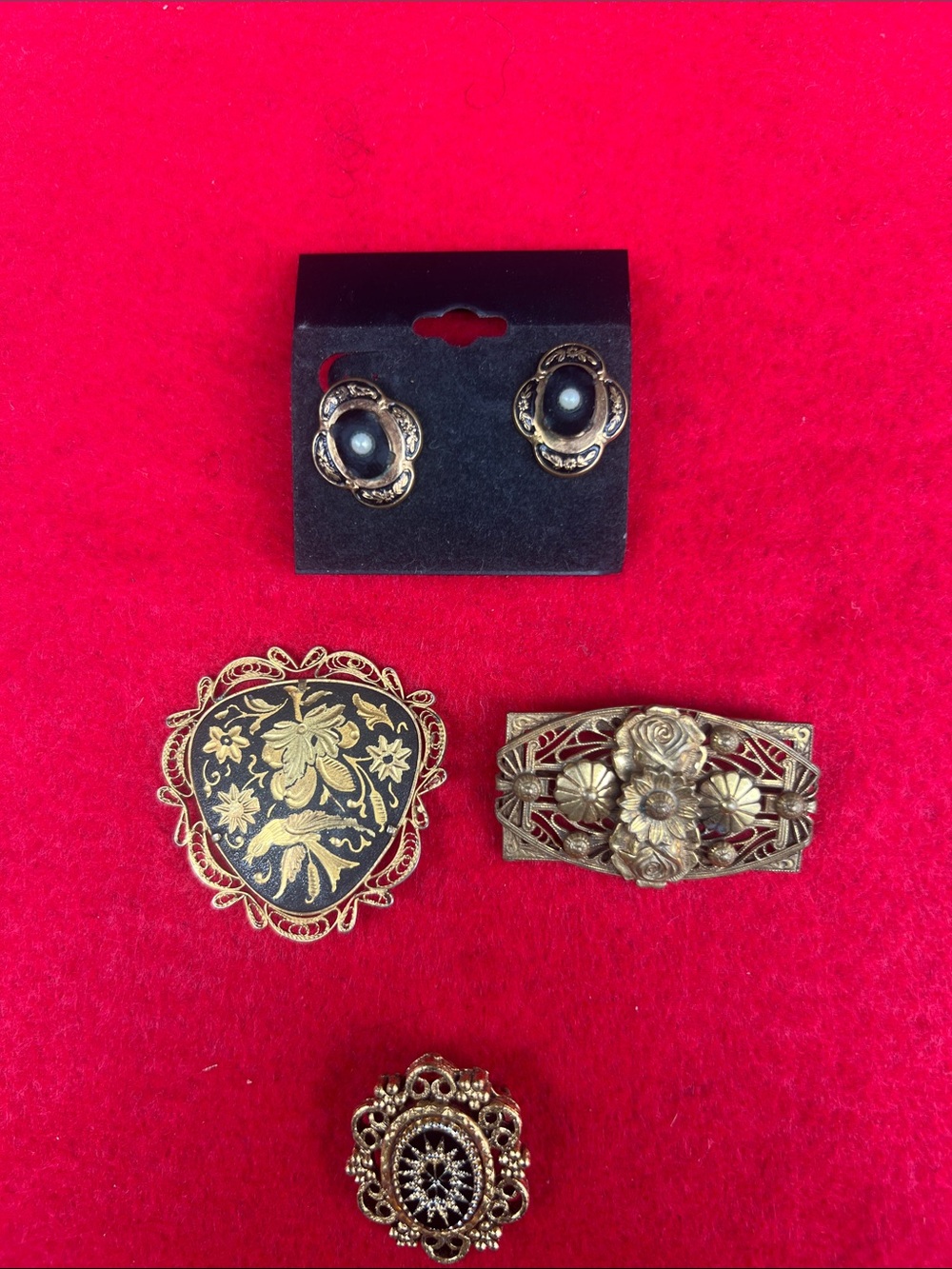 Vintage-Inspired Gold and Black Floral Brooch Set - Women Jewelry